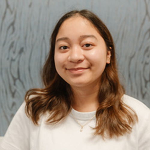 Aisley dental Assistant