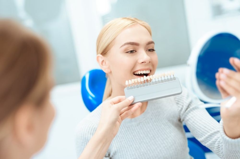 Why Porcelain Veneers are a Popular Choice for a Flawless Smile